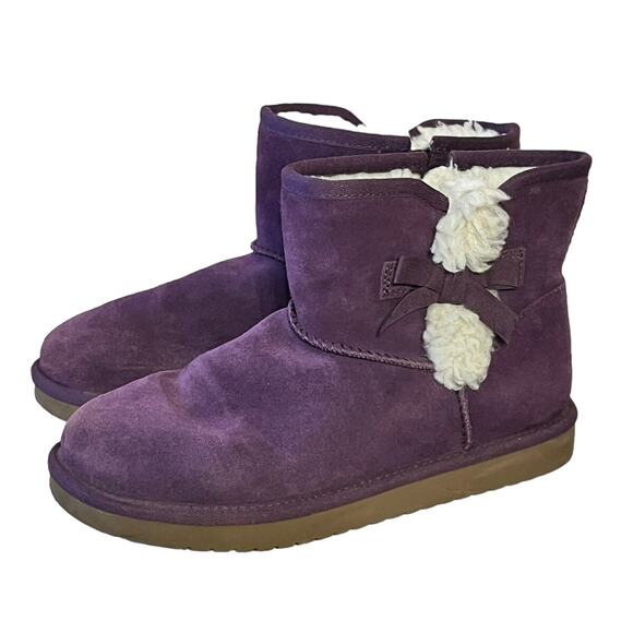 Koolaburra by UGG Victoria Mini Purple Boots •Big Girl 4• Low Suede - Picture 1 of 11